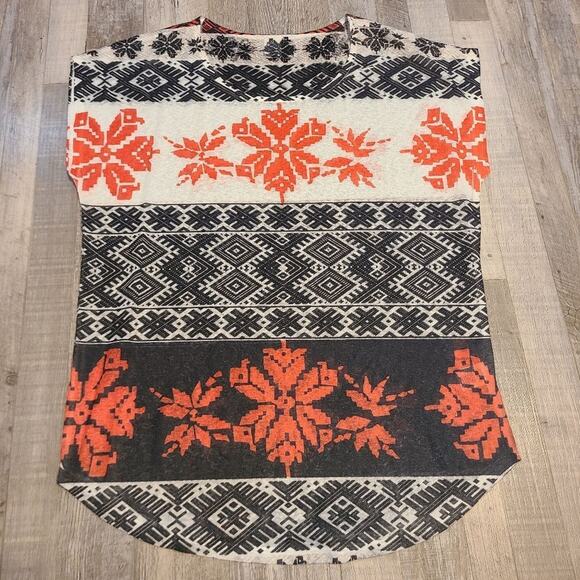 Sun n Moon Tops - Sun and moon small womens floral sheer blouse new without tags